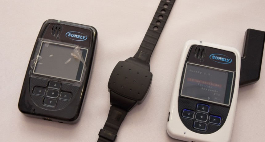 Desde este lunes comenzará a funcionar el sistema de monitoreo para pulseras duales