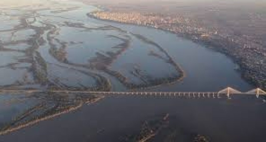 El Paraná, con mas glifosato que un campo de soja