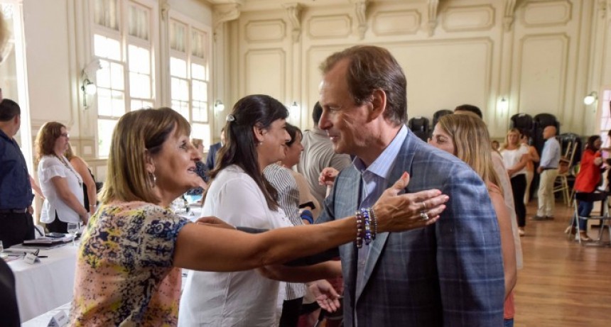 Bordet valoró la labor docente y destacó los incrementos salariales