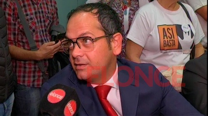 MILTON URRUTIA: 