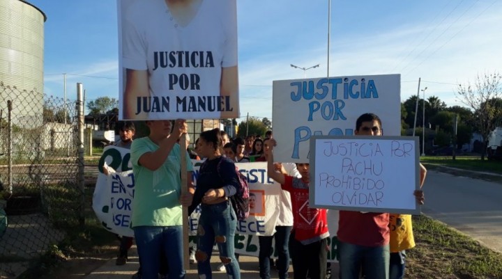 MAS DE 200 PERSONAS EN LA MARCHA QUE PIDIÓ JUSTICIA POR JUAN MANUEL CABRERA