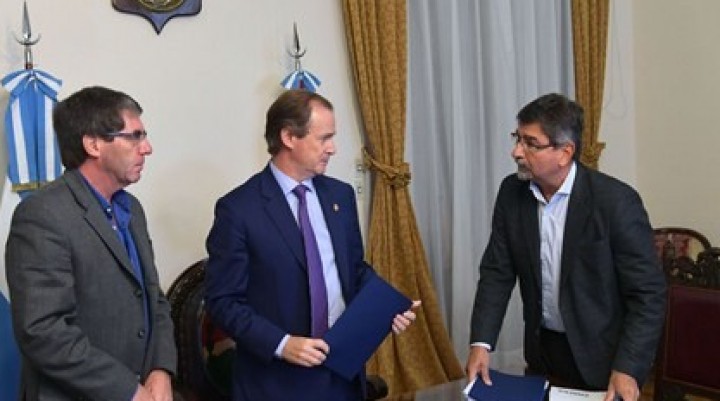 BORDET ANUNCIÒ UNA REDUCCIÒN IMPOSITIVA EN LA TARIFA DE ELECTRICIDAD