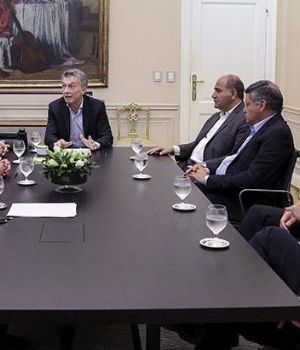Macri se reunió con gobernadores peronistas