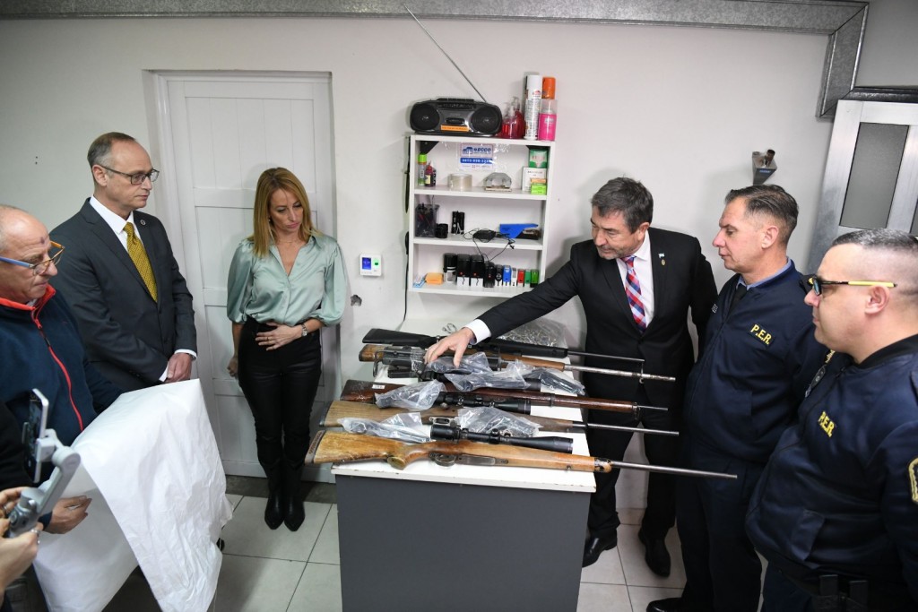 El Poder Judicial entregó armas a la Policía de Entre Ríos  
