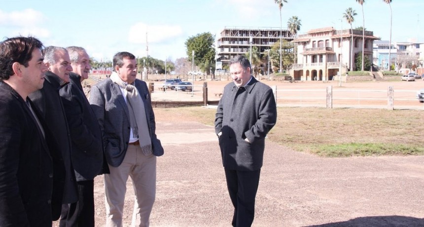 Realizan gestiones para optimizar los puertos de Colón y Gualeguaychú