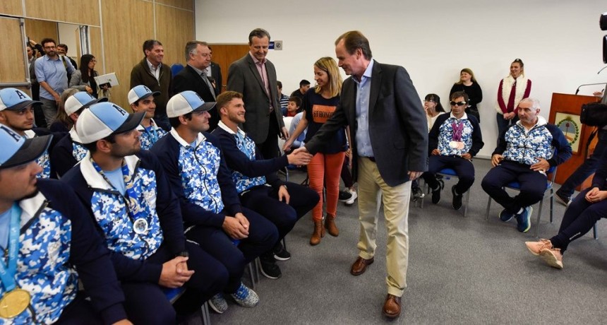 Bordet ratificó la continuidad de los programas de apoyo a los deportistas entrerrianos