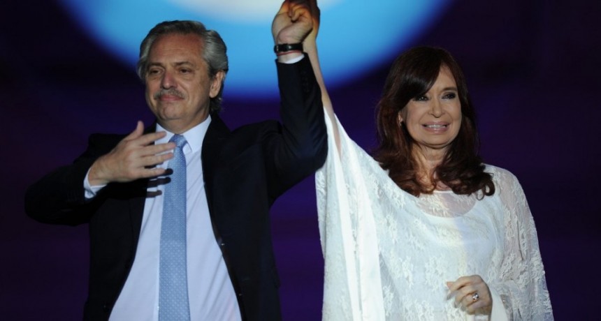 Alberto Fernández en la Plaza de Mayo: “Volvimos y vamos a ser mejores”